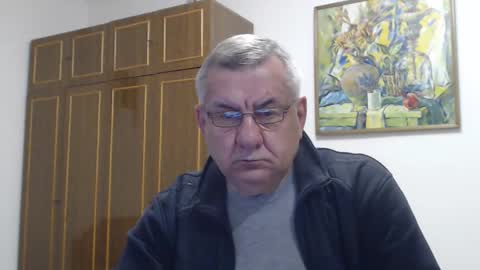 Macho online show from October 29, 2025, 5:04 pm