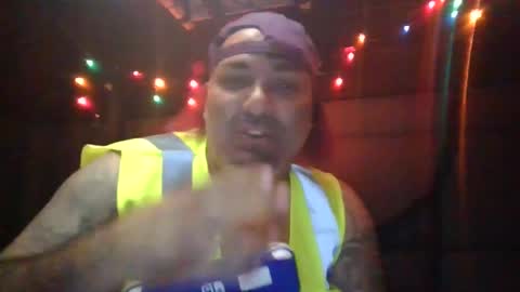 Snapshot of machuelbibliotecario chatting on December 10, 2024, 3:30 am machu el bibliotecario online show from December 10, 2024, 3:30 am