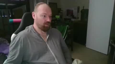 mackhere4u online show from April 28, 2026, 12:54 pm
