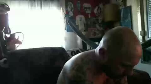 Snapshot of mad_dem0n chatting on March 2, 2025, 9:31 am Manuel online show from March 2, 2025, 9:31 am