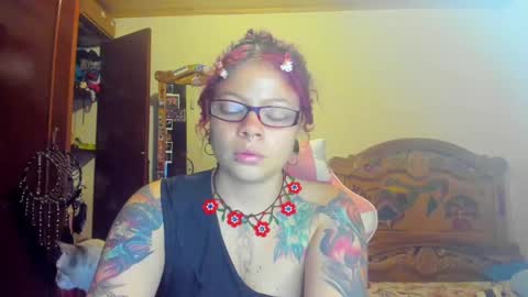 Snapshot of madam_sativa chatting on February 17, 2025, 7:31 pm di online show from February 17, 2025, 7:31 pm