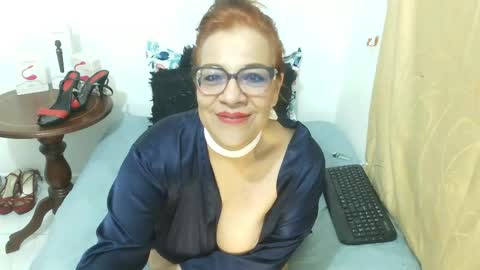 madame_desire_ online show from April 25, 2026, 1:41 pm