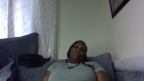 madame_pleasure40 online show from May 16, 2026, 12:15 pm
