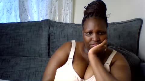 madame_pleasure40 online show from May 27, 2026, 2:58 pm
