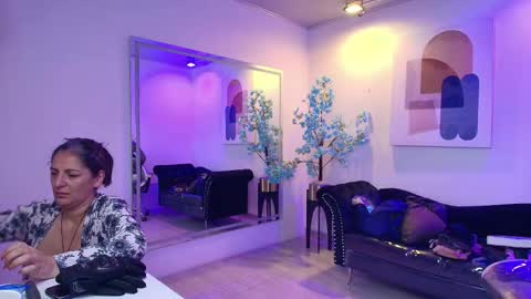 Madame Scarllet  online show from February 7, 2026, 11:25 am