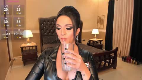 Snapshot of madammistressdominatrixxx chatting on February 25, 2025, 2:14 am Alison Kloss online show from February 25, 2025, 2:14 am