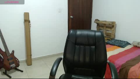 Snapshot of maddielorez chatting on April 7, 2026, 2:12 am Maddie online show from April 7, 2026, 2:12 am