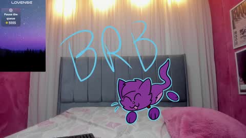 Snapshot of maddy_bennet chatting on December 12, 2024, 12:38 am Maddy Please help me with your thumbs up its important online show from December 12, 2024, 12:38 am