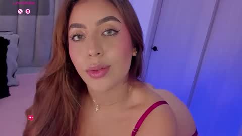 Lina  online show from April 12, 2026, 12:15 am