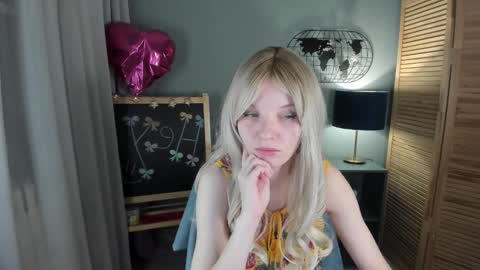 madelaines online show from November 16, 2025, 10:10 am