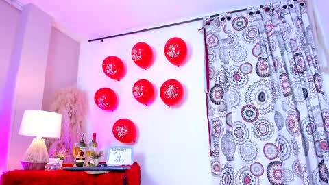 MADELEINE online show from January 5, 2025, 5:30 am