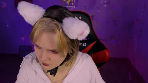 Snapshot of madeline_doll chatting on January 14, 2026, 7:58 am Madeline online show from January 14, 2026, 7:58 am