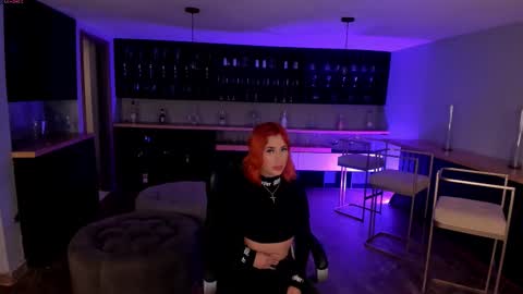 Snapshot of madelinefox_ chatting on September 23, 2025, 12:19 pm Madeline online show from September 23, 2025, 12:19 pm