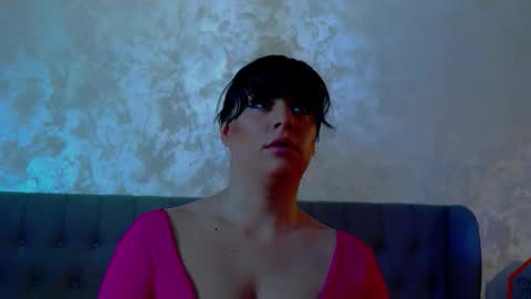 madelynvelure online show from February 18, 2026, 8:43 am