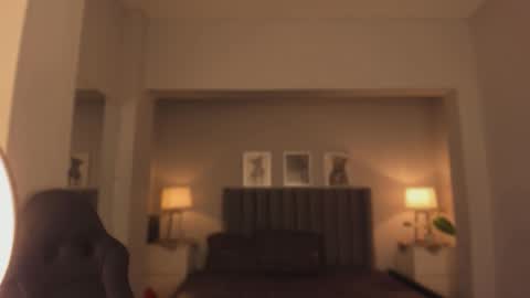 Madie  online show from September 9, 2025, 9:31 am