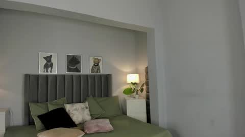 Madie  online show from February 2, 2026, 11:53 am