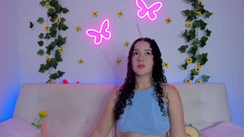 Snapshot of madison_pettis1 chatting on December 5, 2024, 4:20 am Madison online show from December 5, 2024, 4:20 am