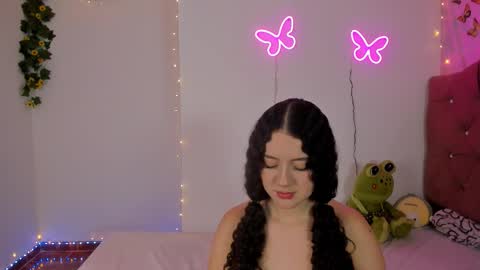 Snapshot of madison_pettis1 chatting on October 11, 2025, 4:01 am Madison online show from October 11, 2025, 4:01 am