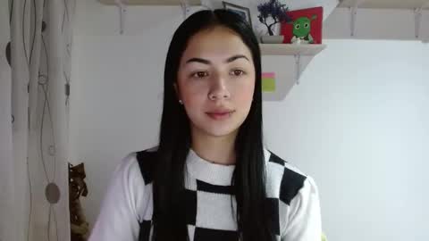 Madison Cambel online show from March 12, 2025, 10:26 am