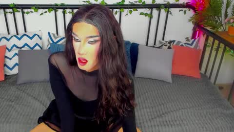 Snapshot of madisonesprit chatting on March 1, 2026, 10:28 am madisonesprit online show from March 1, 2026, 10:28 am