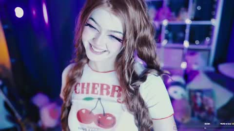 Snapshot of madnessalise chatting on May 6, 2026, 3:17 pm Alice online show from May 6, 2026, 3:17 pm