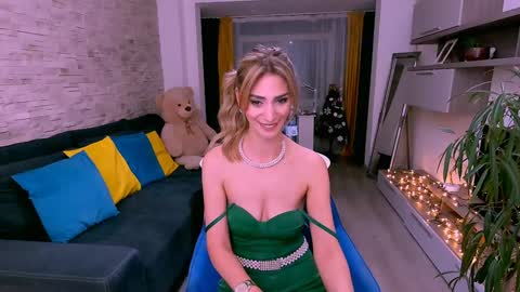 Snapshot of madyeroberts chatting on December 31, 2024, 8:45 pm Madye Roberts online show from December 31, 2024, 8:45 pm