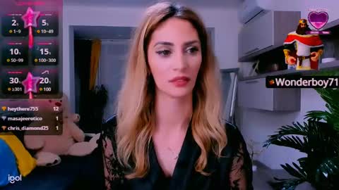 Snapshot of madyeroberts chatting on February 17, 2025, 12:43 am Madye Roberts online show from February 17, 2025, 12:43 am