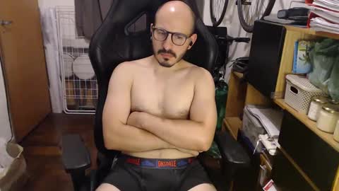 Snapshot of madziula chatting on January 4, 2025, 6:09 am Peter online show from January 4, 2025, 6:09 am