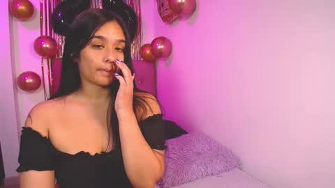 mae and nathan online show from November 20, 2025, 5:29 am