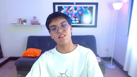 Maik online show from April 14, 2026, 9:32 pm