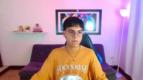 Maik online show from May 25, 2026, 9:32 pm