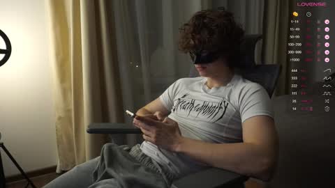 Mike XMaestro 3369 online show from November 18, 2025, 3:05 pm