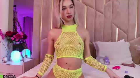 M. online show from January 7, 2026, 7:38 pm