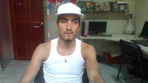 Snapshot of magallanes2134 chatting on February 12, 2026, 9:32 pm magallanes2134 online show from February 12, 2026, 9:32 pm