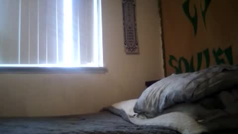 Snapshot of magdalena_805 chatting on March 2, 2025, 12:42 am magdalena_805 online show from March 2, 2025, 12:42 am