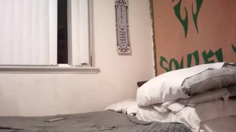 Snapshot of magdalena_805 chatting on March 7, 2025, 7:52 am magdalena_805 online show from March 7, 2025, 7:52 am