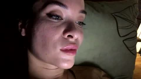 magggg658318 online show from February 14, 2025, 2:54 pm