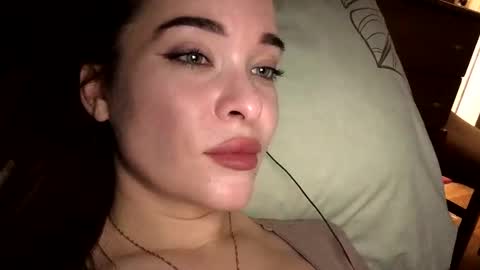 magggg658318 online show from October 12, 2025, 2:05 pm