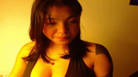 Snapshot of maggie_love77 chatting on October 30, 2025, 6:04 am maggie online show from October 30, 2025, 6:04 am