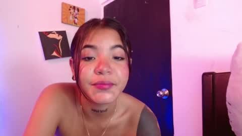 Snapshot of maggie_love77 chatting on March 22, 2026, 5:27 pm maggie online show from March 22, 2026, 5:27 pm