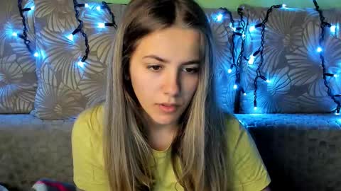 Maggie online show from November 4, 2025, 4:00 am