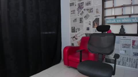 Snapshot of magic_boy01 chatting on December 23, 2024, 2:07 pm Damian Rivers online show from December 23, 2024, 2:07 pm