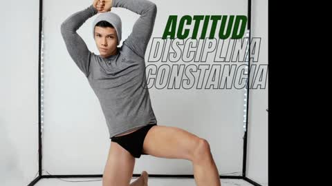 Snapshot of magic_boy01 chatting on January 27, 2025, 2:35 pm Damian Rivers online show from January 27, 2025, 2:35 pm