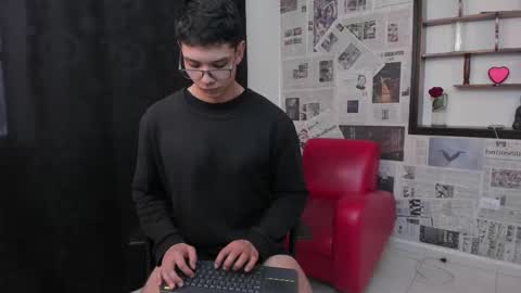 Snapshot of magic_boy01 chatting on February 21, 2025, 8:05 pm Damian Rivers online show from February 21, 2025, 8:05 pm