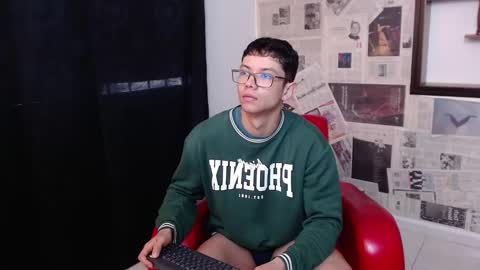 Snapshot of magic_boy01 chatting on September 19, 2025, 2:07 pm Damian Rivers online show from September 19, 2025, 2:07 pm