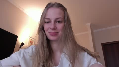 Alice  online show from December 18, 2024, 9:36 am