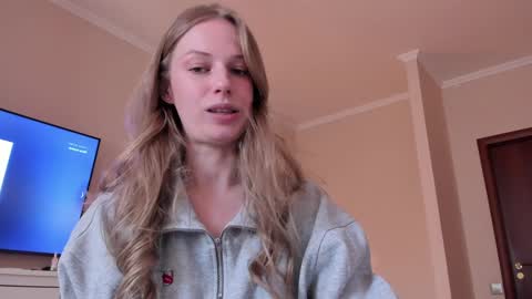 Alice  online show from March 6, 2026, 12:01 pm