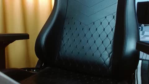 Jade online show from March 10, 2026, 3:28 pm