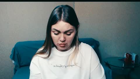 Snapshot of magic_katarina_ chatting on October 25, 2025, 10:12 am magic_katarina_ online show from October 25, 2025, 10:12 am