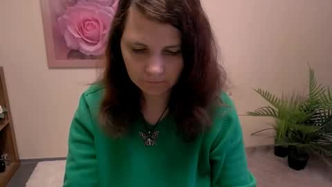 Kristy online show from June 3, 2026, 7:44 am